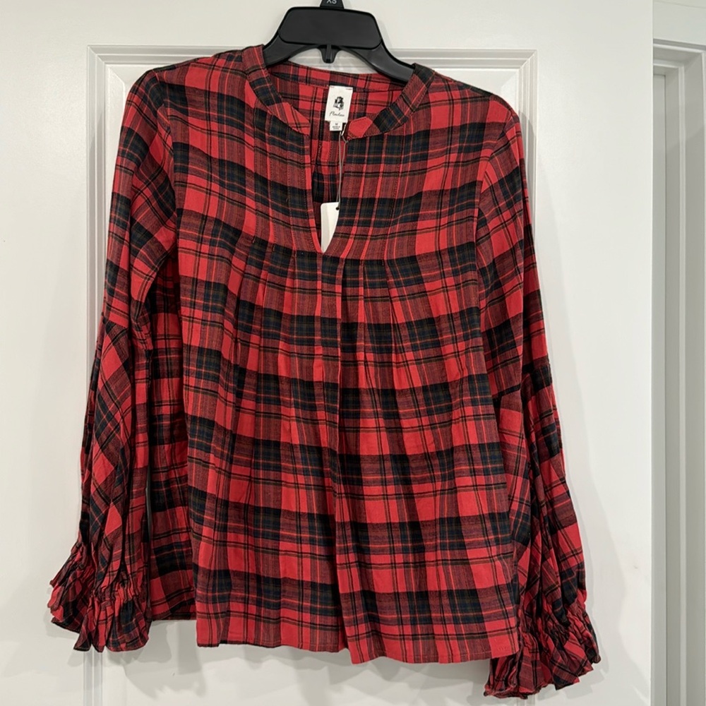 Red plaid top